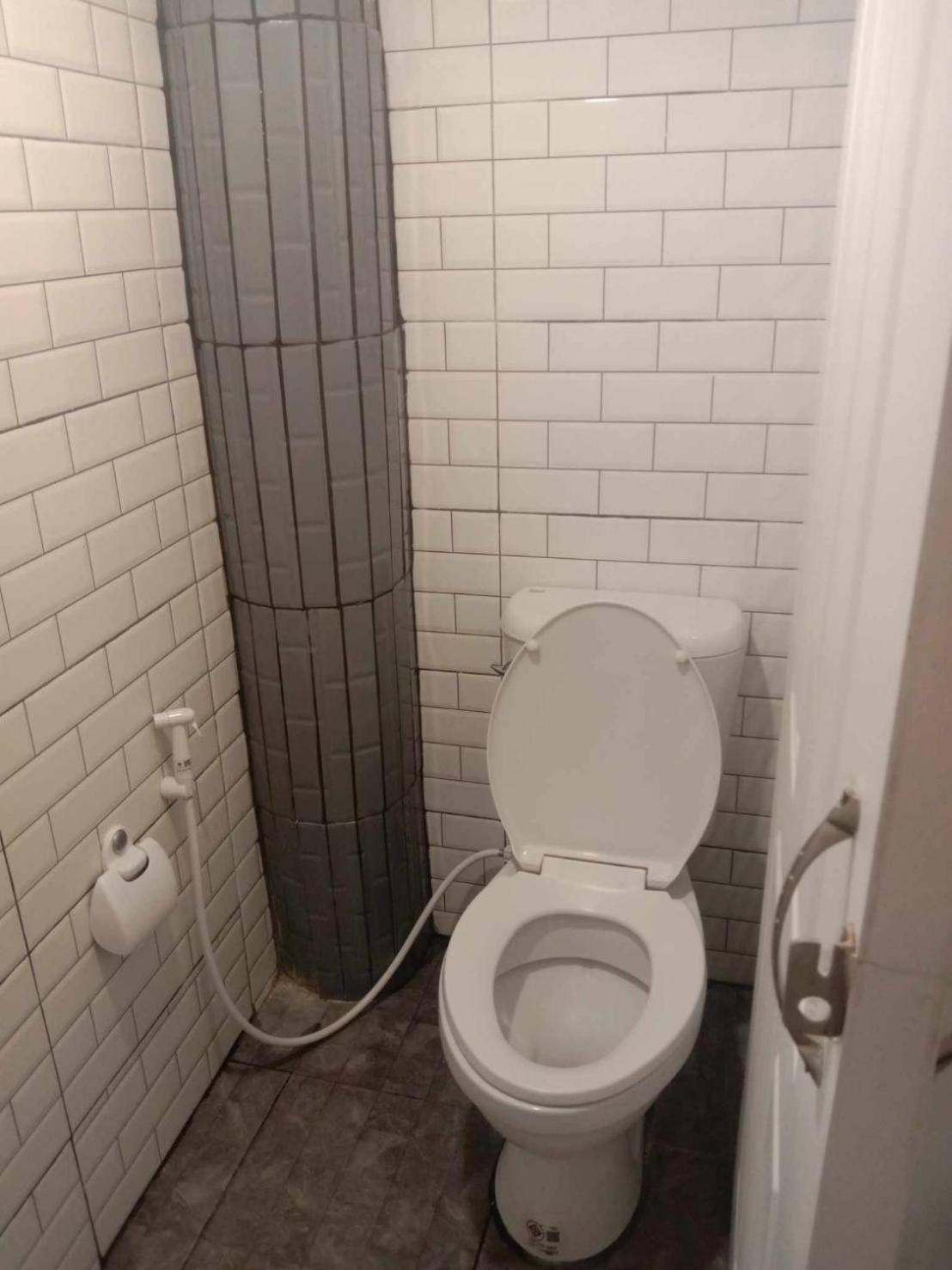 Chubby 9 Single Room Banguecoque Exterior foto